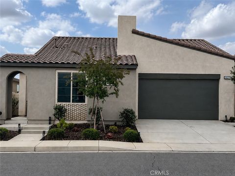 Photo of 1609 Trailview DR, Beaumont, CA 92223 (MLS # TR26100289)