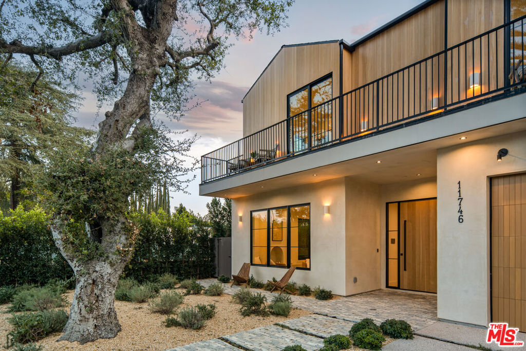 11748 La Maida Street