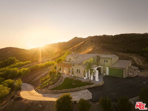 33239 Mulholland Highway Malibu CA 90265