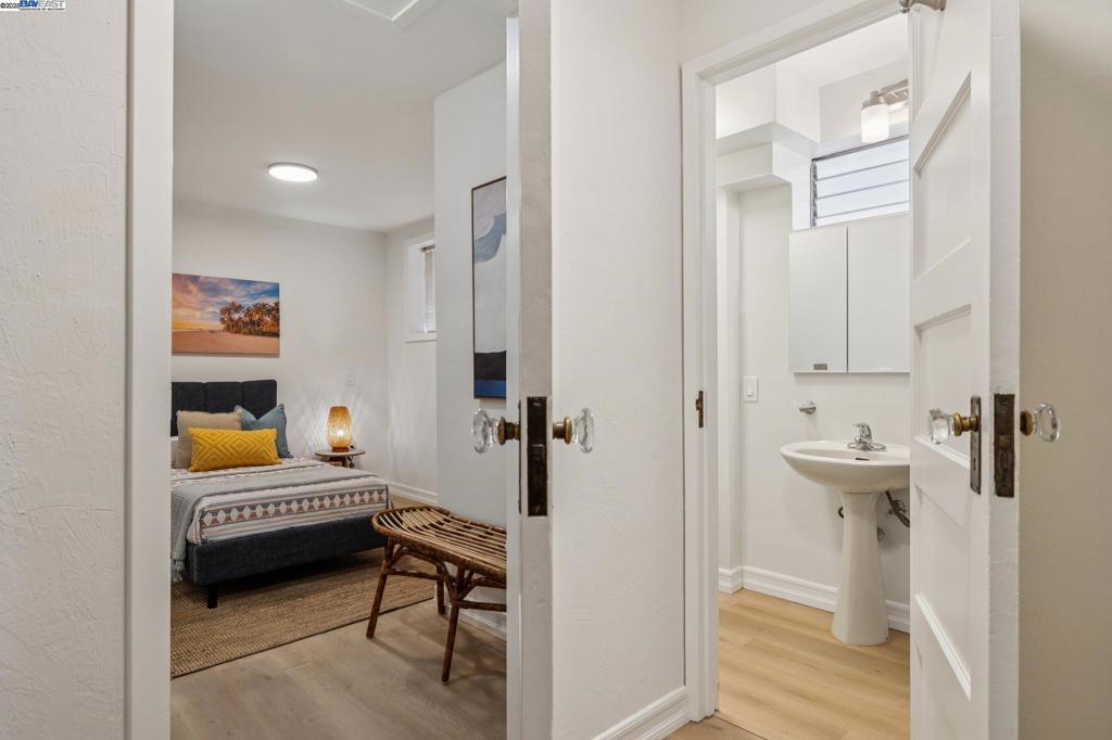 EAST END/PARK ST - Residential