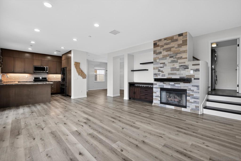 1357 Sky Ridge Ct