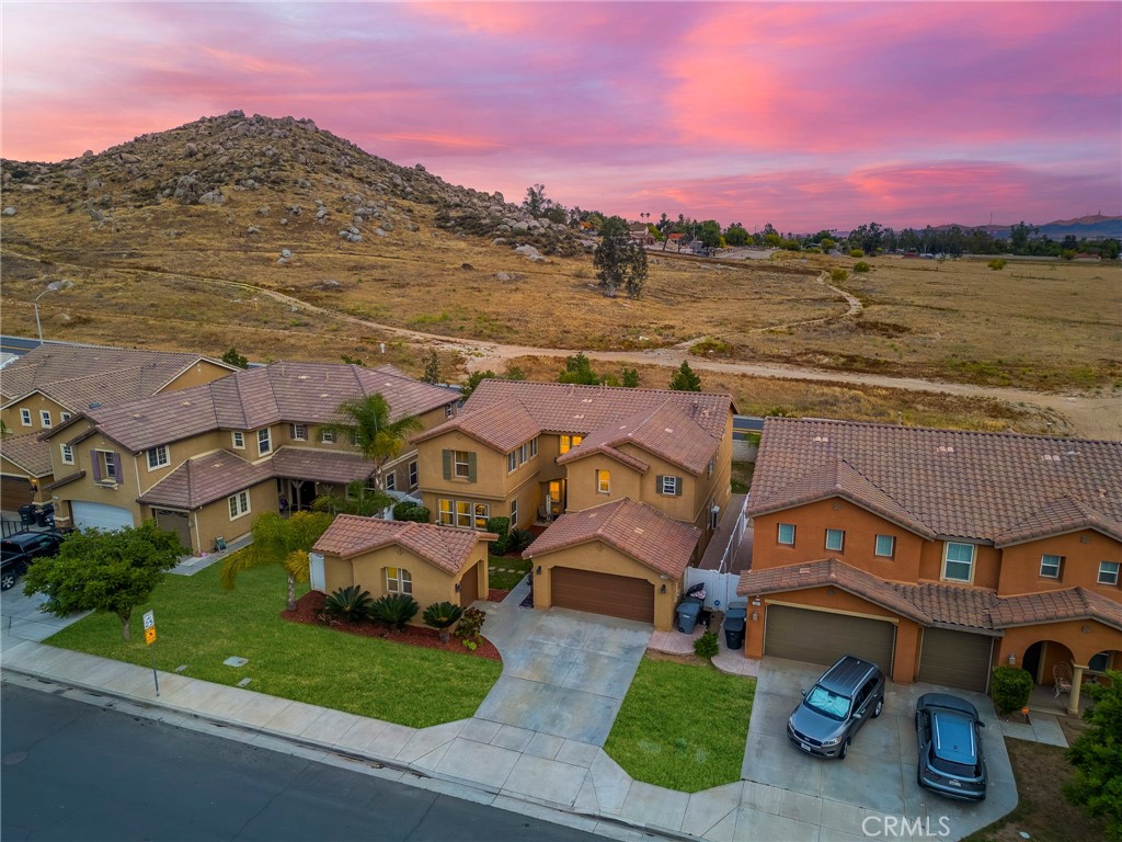 1509 Strawberry Drive