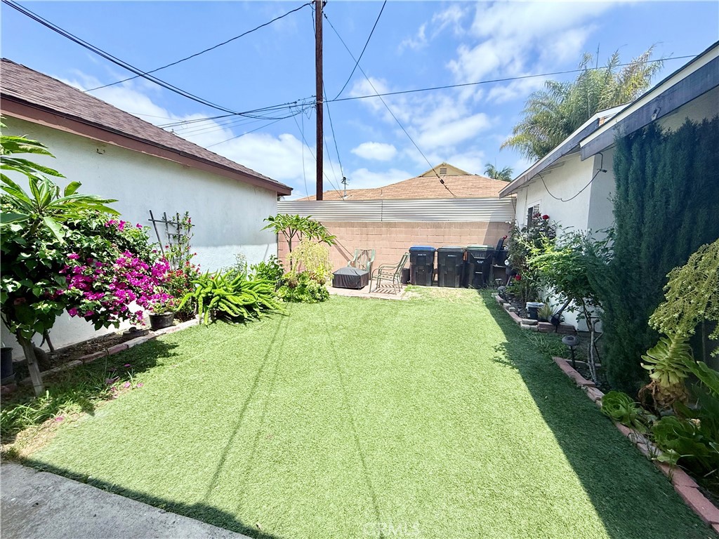 11425 HAYFORD Street