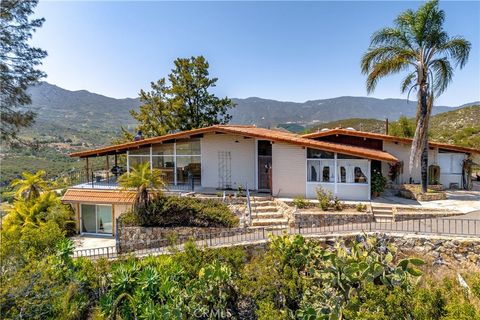 39435 De Luz Road Fallbrook CA 92028