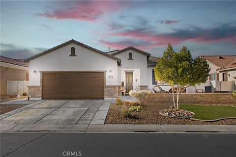 10332 Darby Apple Valley CA 92308