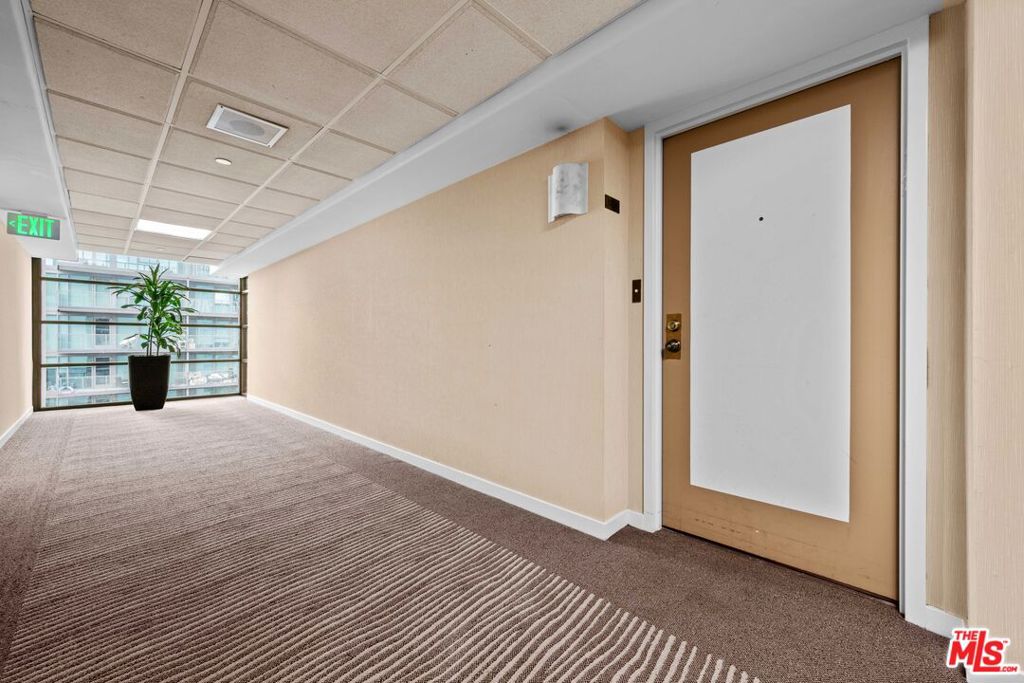 600 W 9th Street 1206