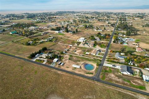 Photo of 37143 Avenue 16 Ave, Madera, CA 93636 (MLS # FR25257650)