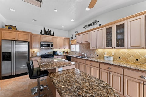 Tiny photo for 8520 Annandale AVE, Desert Hot Springs, CA 92240 (MLS # JT26197380)