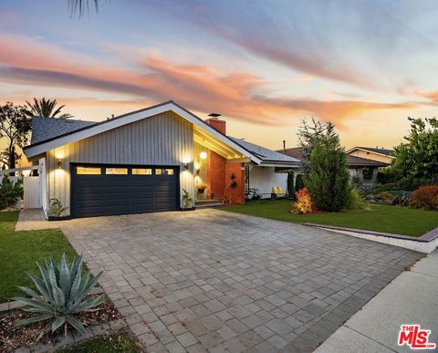 Property photo of 941 N Del Sol Lane, Diamond Bar, CA 91765