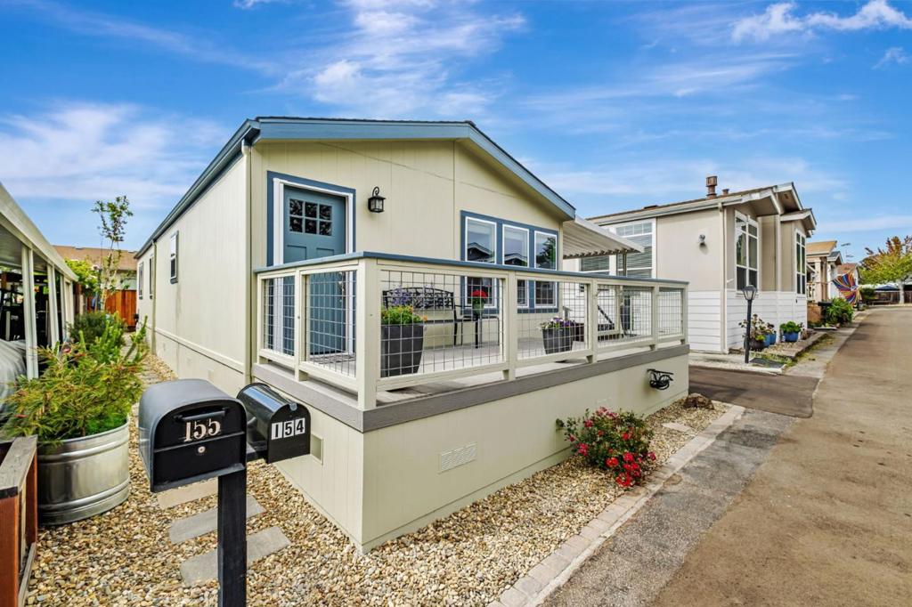 100 N Rodeo Gulch Road