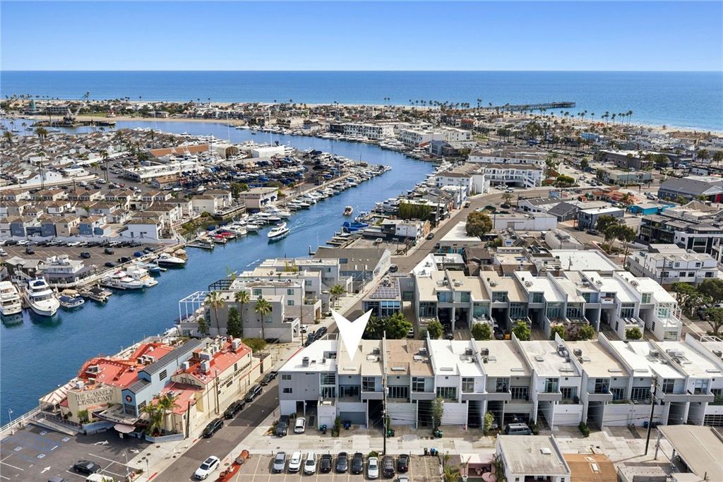 Photo of 517 30th Street, Newport Beach, CA 92663 (MLS # NP26087959)