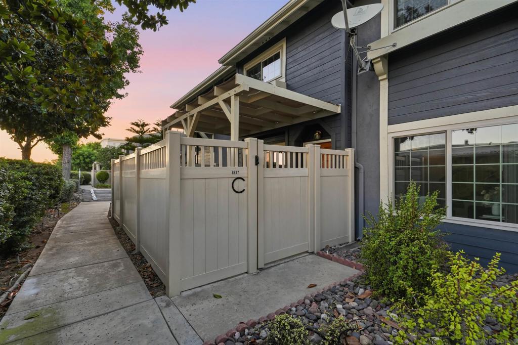 8837 Tamberly C