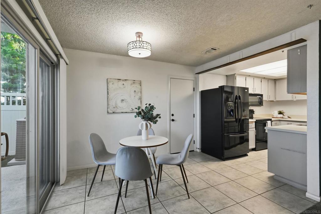 8837 Tamberly C