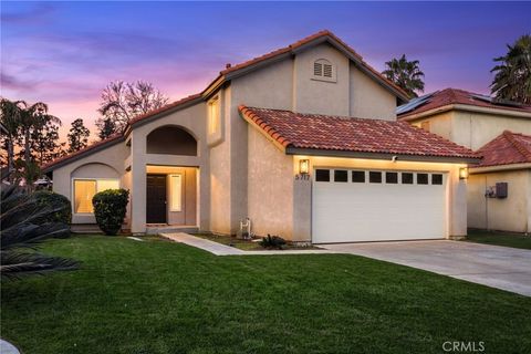 Photo of 5717 Willowcrest Street, Bakersfield, CA 93313 (MLS # PI26030547)