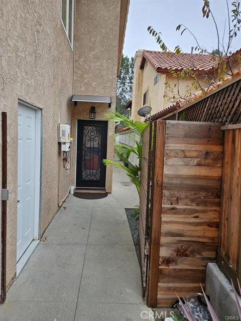 Photo of 12174 Carmel Park Drive Dr, San Diego, CA 92130 (MLS # SR26083329)