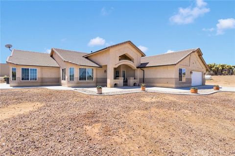 4949 Sundown Drive Phelan CA 92371