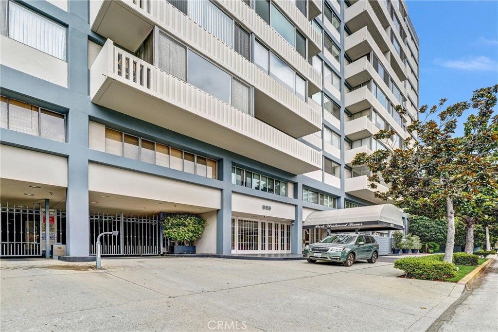 Photo of 969 Hilgard Avenue #706, Los Angeles, CA 90024 (MLS # WS25242500)