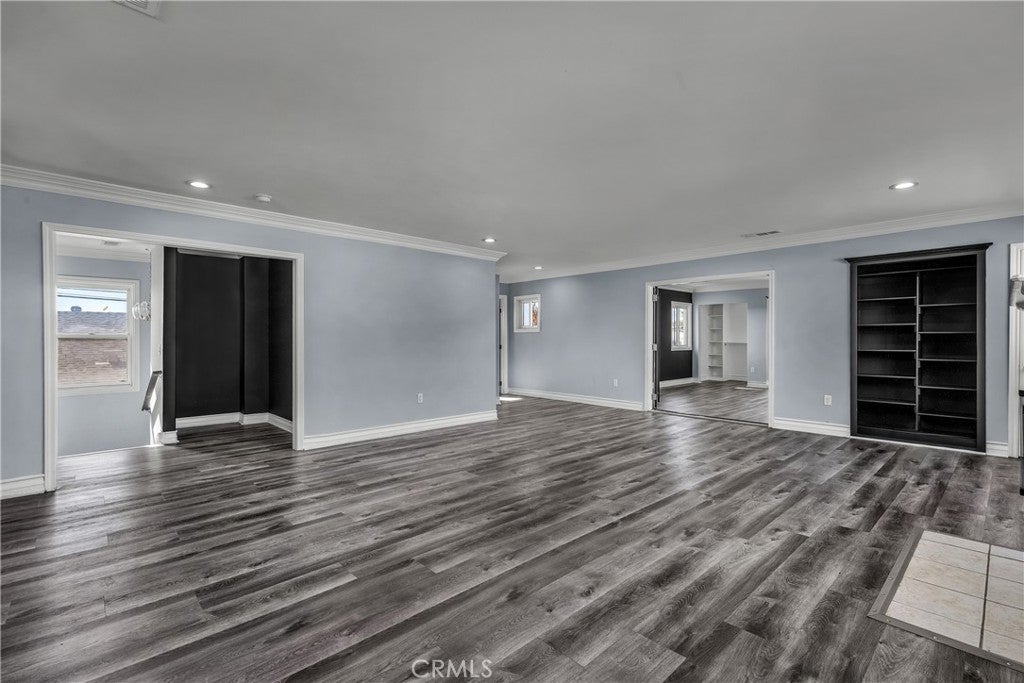 3938 W 119th Place