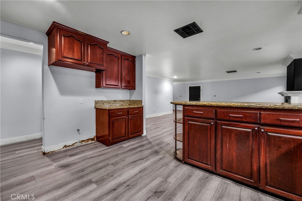3938 W 119th Place