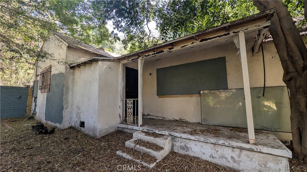 2200 Nichols Canyon
