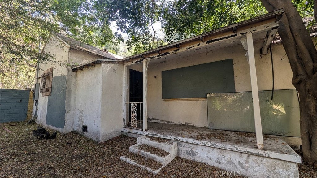 2200 Nichols Canyon