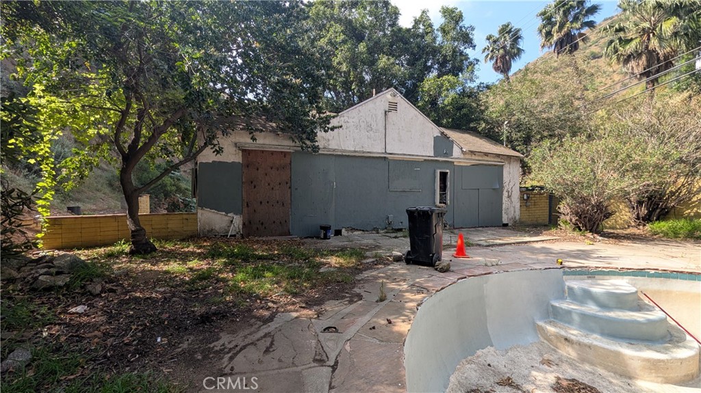 2200 Nichols Canyon