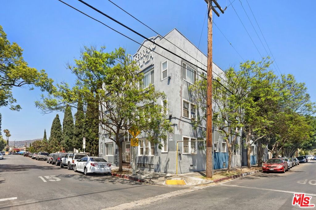 Properties 3 1000 N Serrano Avenue