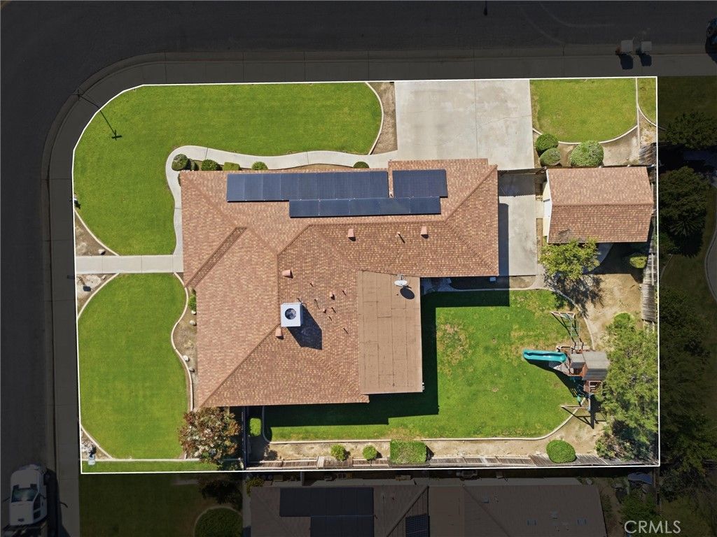 Photo of 2505 Courtleigh Dr, Bakersfield, CA 93309 (MLS # PI26059175)
