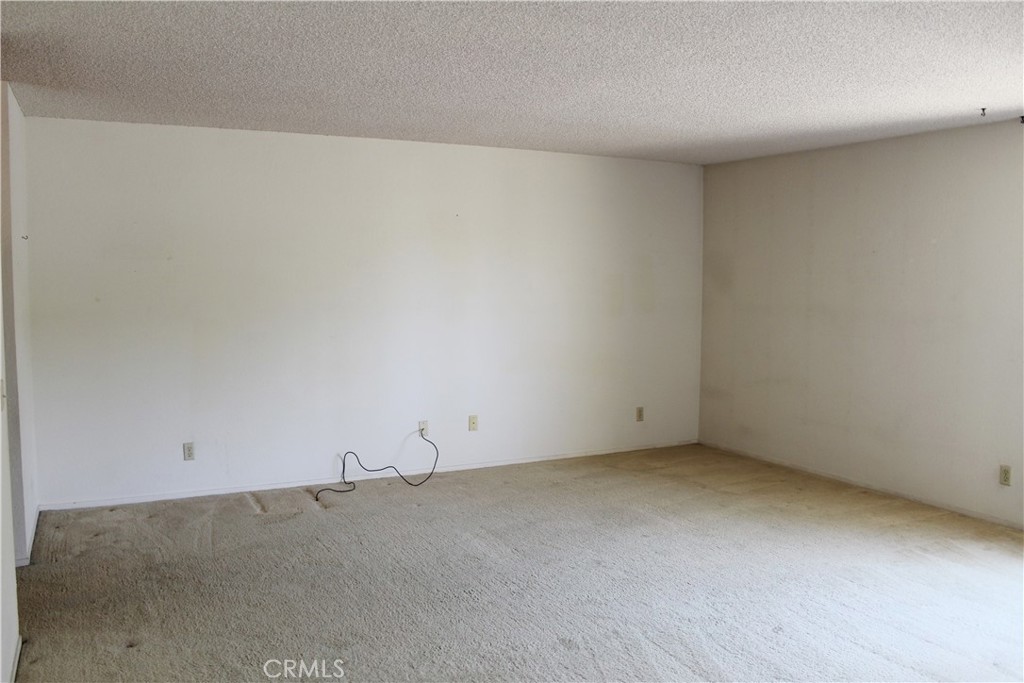 SM Northeast(910) - Residential