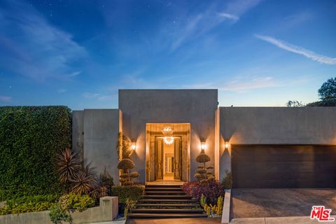 1457 Blue Jay Way Los Angeles CA 90069
