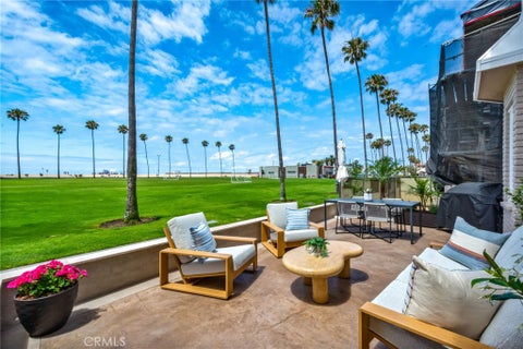 Photo of 920 E Oceanfront, Newport Beach, CA 92661 (MLS # NP26175284)