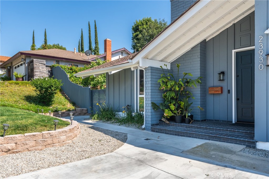 23930 Sapphire Canyon