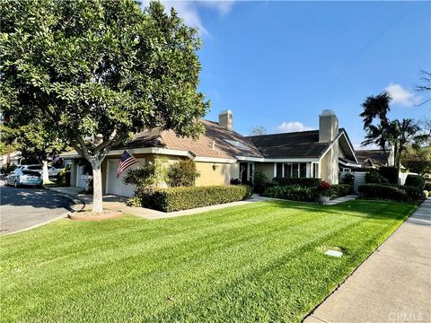 9 SINGINGWOOD Irvine CA 92614