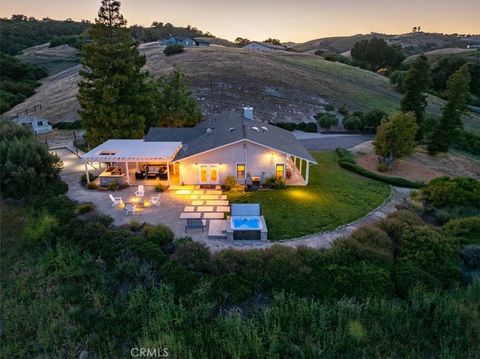 885 W 4th Street Paso Robles CA 93446