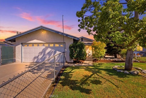 Photo of 851 Garden Grove AVE, Norco, CA 92860 (MLS # IG26192994)
