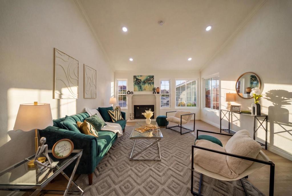 1255 Briarberry Court