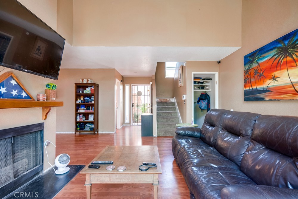 Properties 3 596 Parkview Drive
