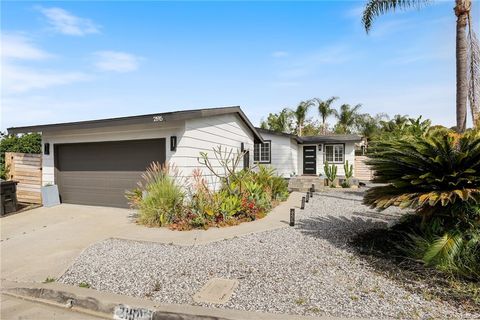 Photo of 21915 Columbia Pl, Yorba Linda, CA 92887 (MLS # OC26069226)