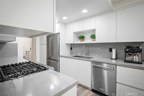 Tiny photo for 2648 State Street #25, Santa Barbara, CA 93105 (MLS # SC26155132)