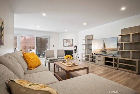 Tiny photo for 2648 State Street #25, Santa Barbara, CA 93105 (MLS # SC26155132)