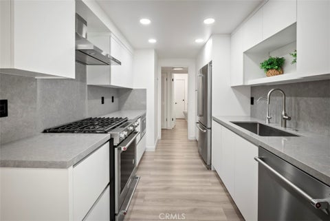 Tiny photo for 2648 State Street #25, Santa Barbara, CA 93105 (MLS # SC26155132)