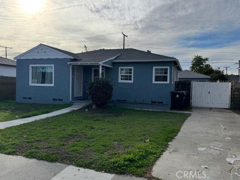 Photo of 2941 Baltic Ave, Long Beach, CA 90810 (MLS # PW25266578)