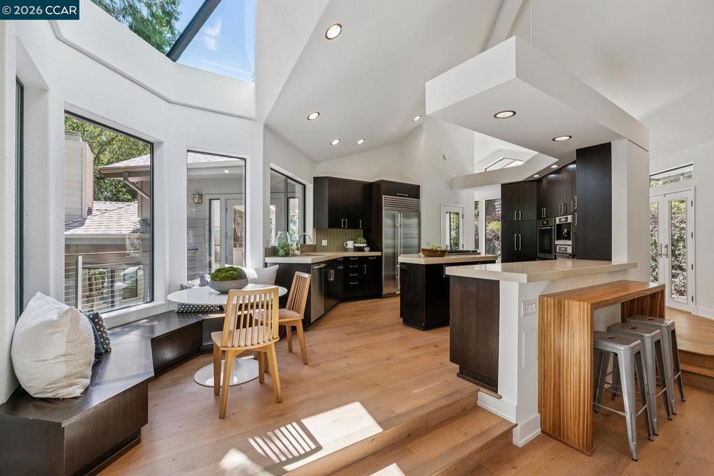 11 Redwood Cir