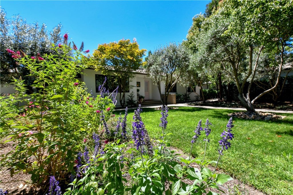 1125 Rutherford