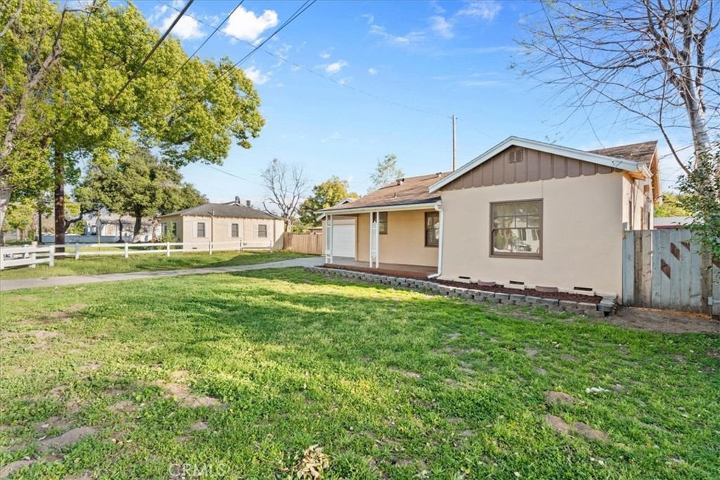 607 W Marshall
