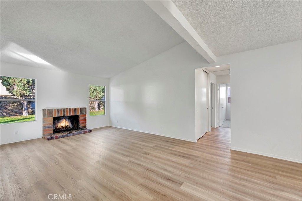 Photo of 610 S Dennis St, Santa Ana, CA 92704 (MLS # OC25272279)