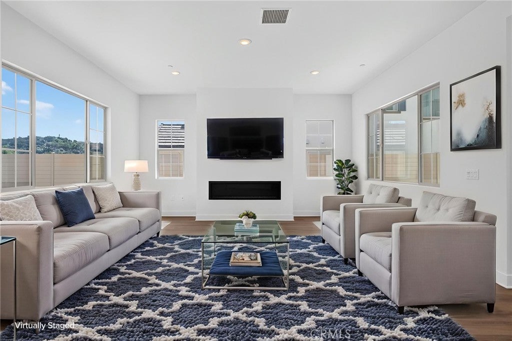 16179 Lantern Lane