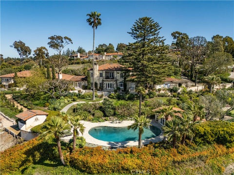 Photo of 1412 Lower Paseo La Cresta, Palos Verdes Estates, CA 90274 (MLS # PV26163707)