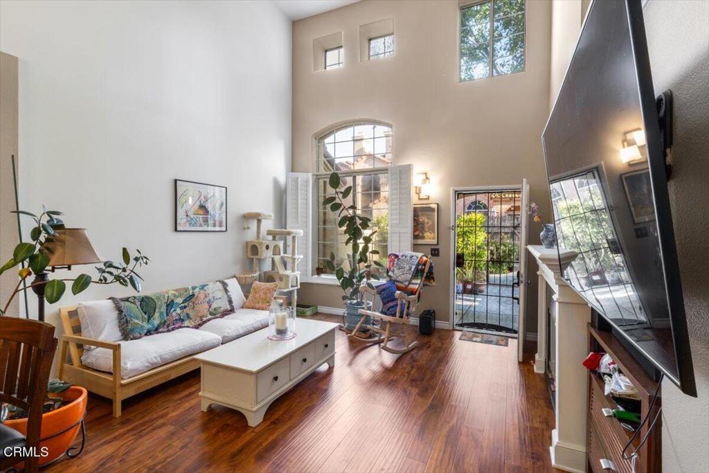 California Lighthouse 10 - 4810 - Residential