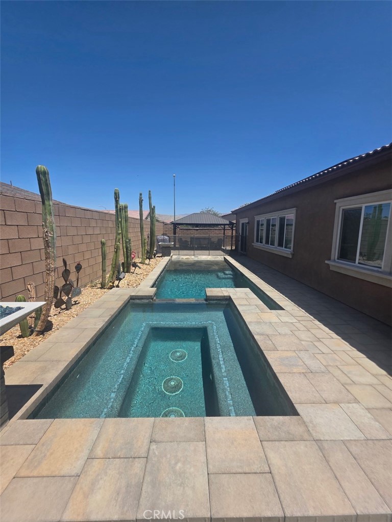 42667 Gazapo Court